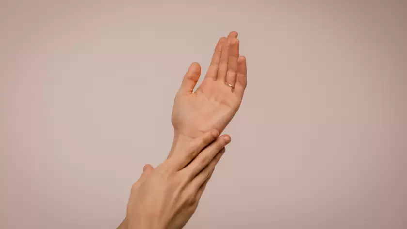 image de mains qui représentent le bien-être